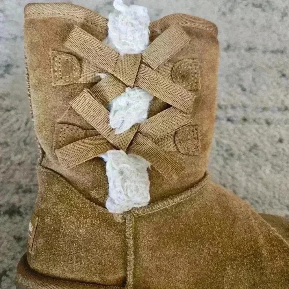 Koolaburra By Ugg Child Victoria Short Boots in Chestnut 13